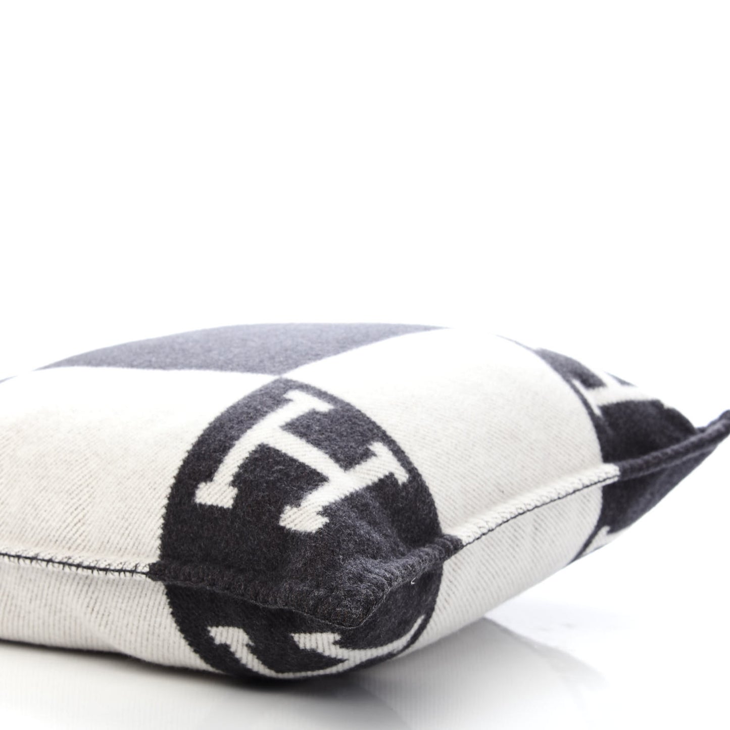 Wool Cashmere Avalon Pillow PM Ecru Gris Fonce