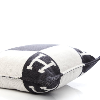 Hermes Wool Cashmere Avalon Pillow PM Ecru Gris Fonce 6 of 8