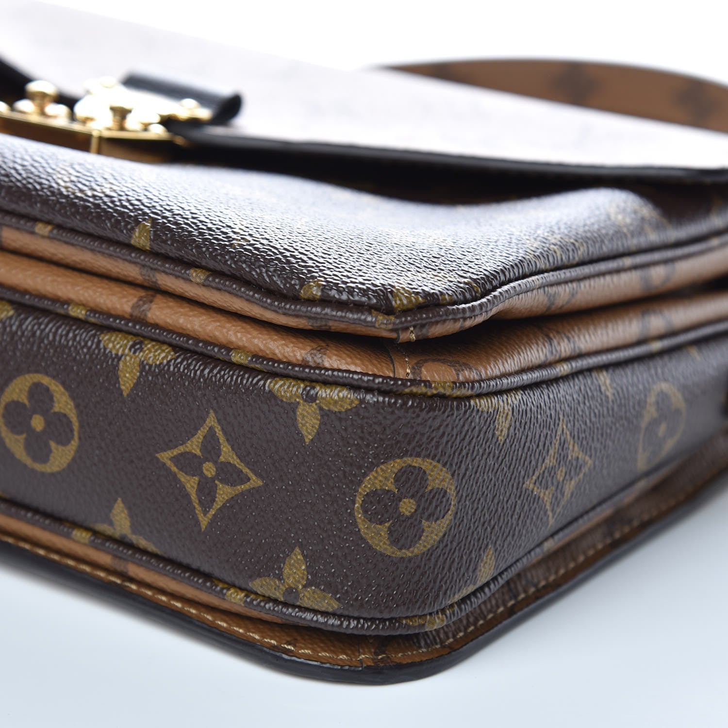 Louis Vuitton Reverse Monogram Pochette Metis 9 of 9