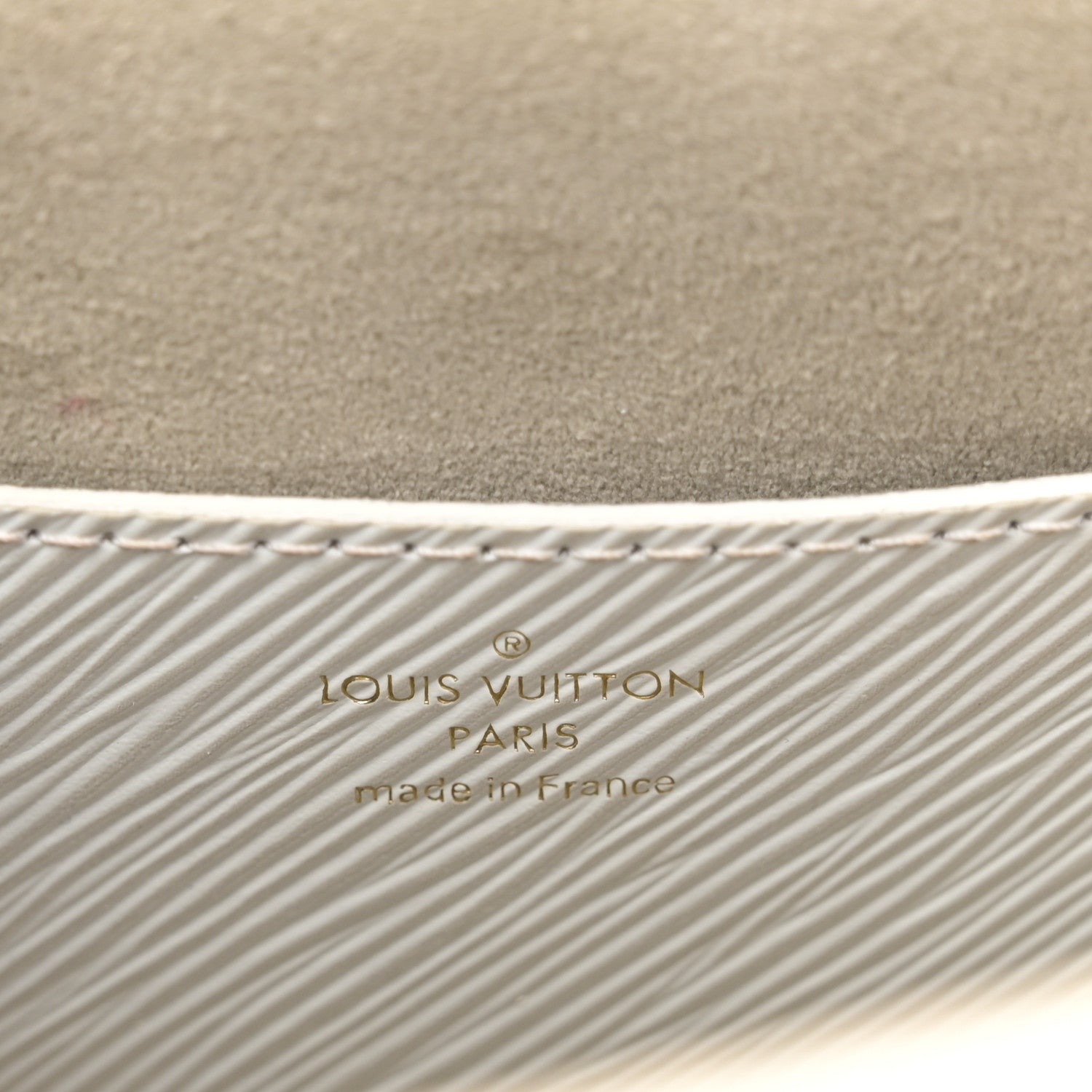 Louis Vuitton Epi Love Lock Twist Shoulder Bag MM White 7 of 11