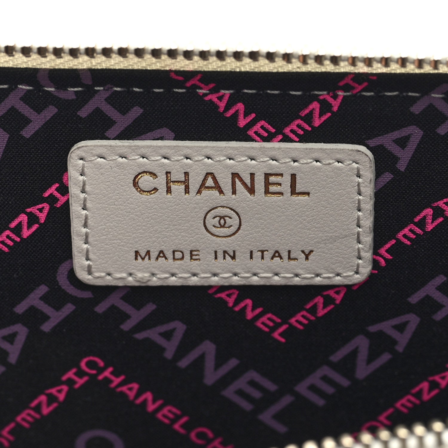 Chanel Caviar Quilted CC Logo Zip Around Card Holder White 6 of 8