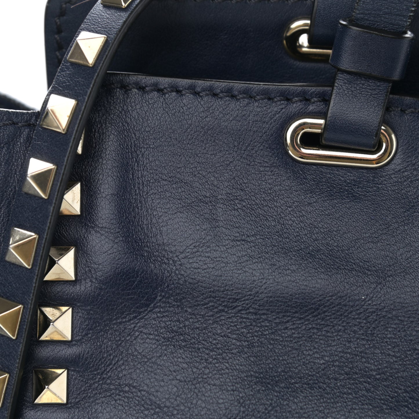 Vitello Medium Rockstud Tote Marine