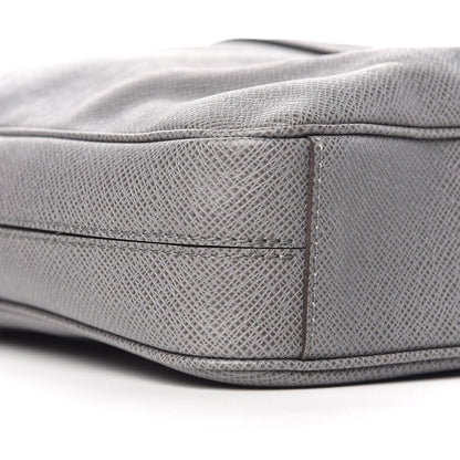 Louis Vuitton Taiga Porte-Documents Voyage PM Glacier 8 of 9