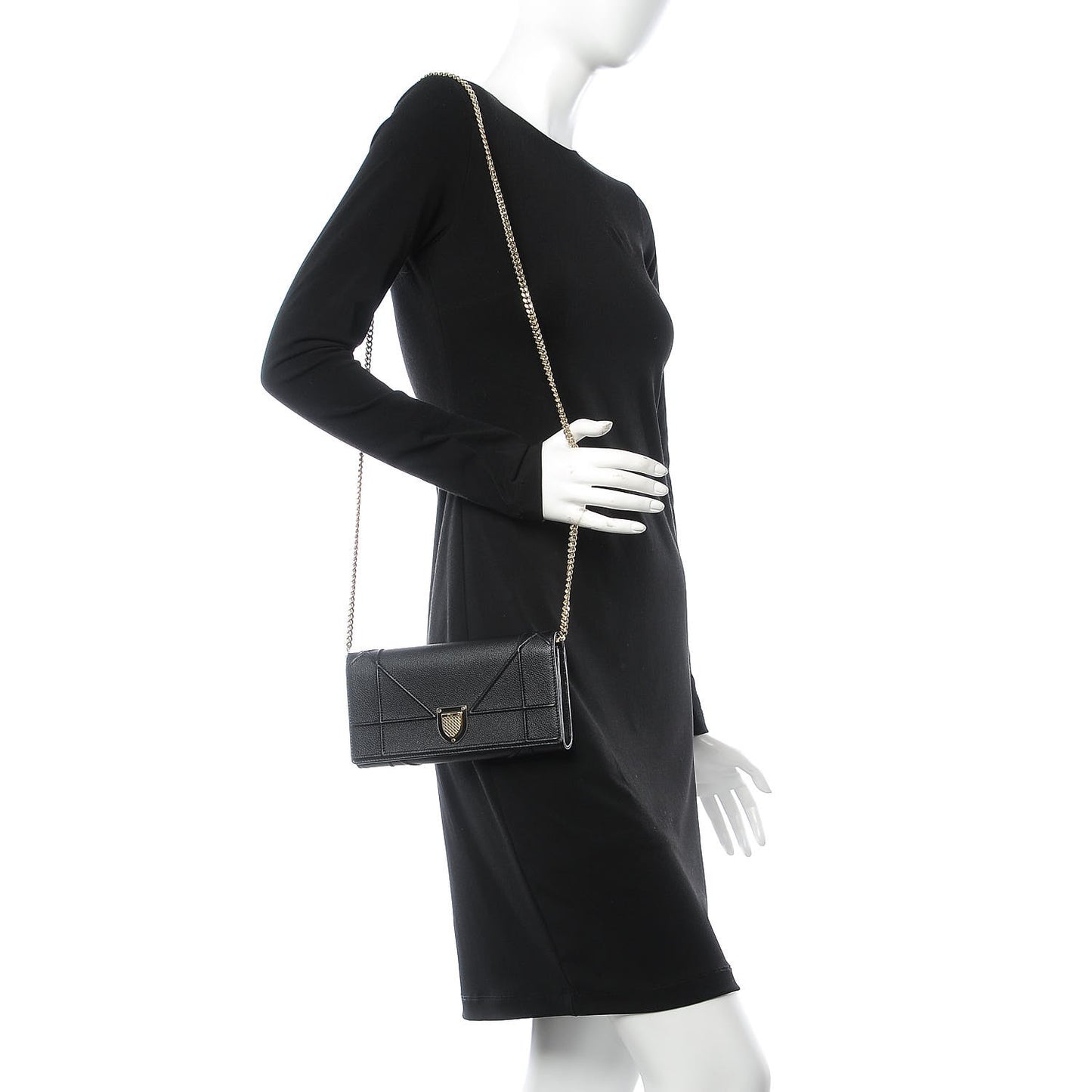 Grained Calfskin Diorama Croisiere Chain Wallet Black