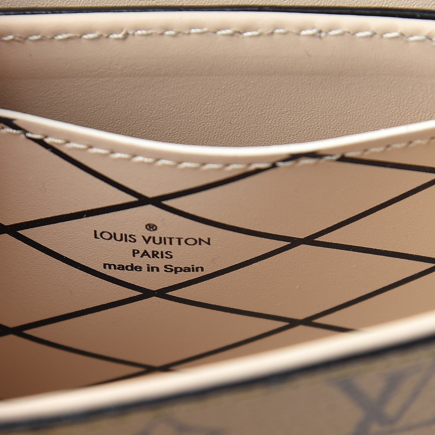 Louis Vuitton Reverse Monogram Essential Trunk Black 6 of 8