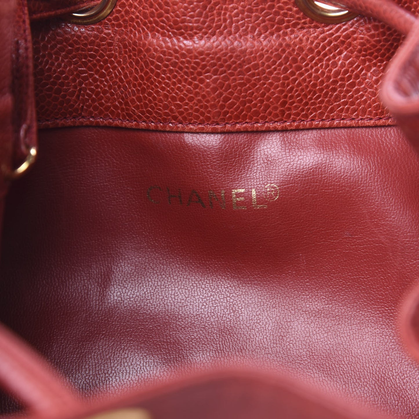 Caviar CC Drawstring Shoulder Bag Red