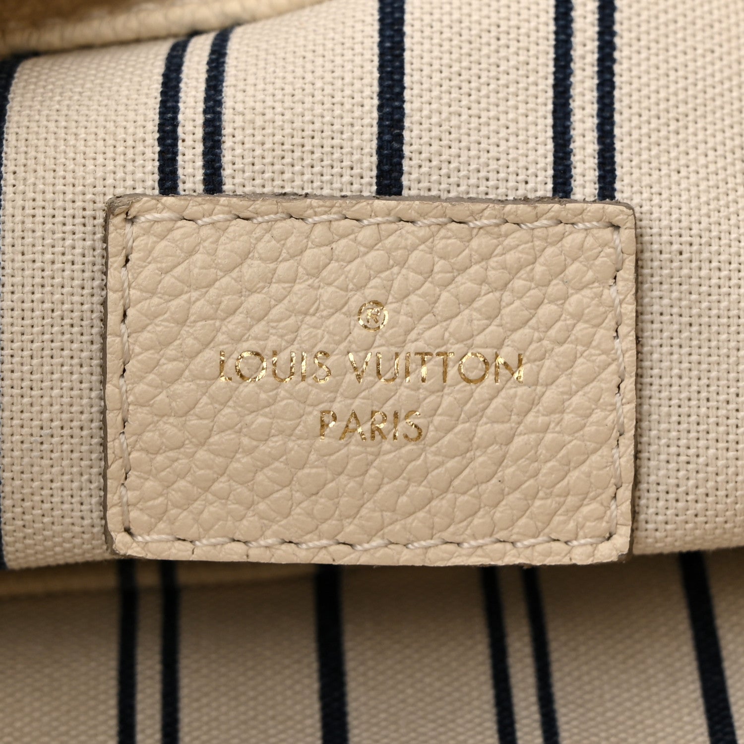 Louis Vuitton Empreinte Artsy MM Neige 6 of 14