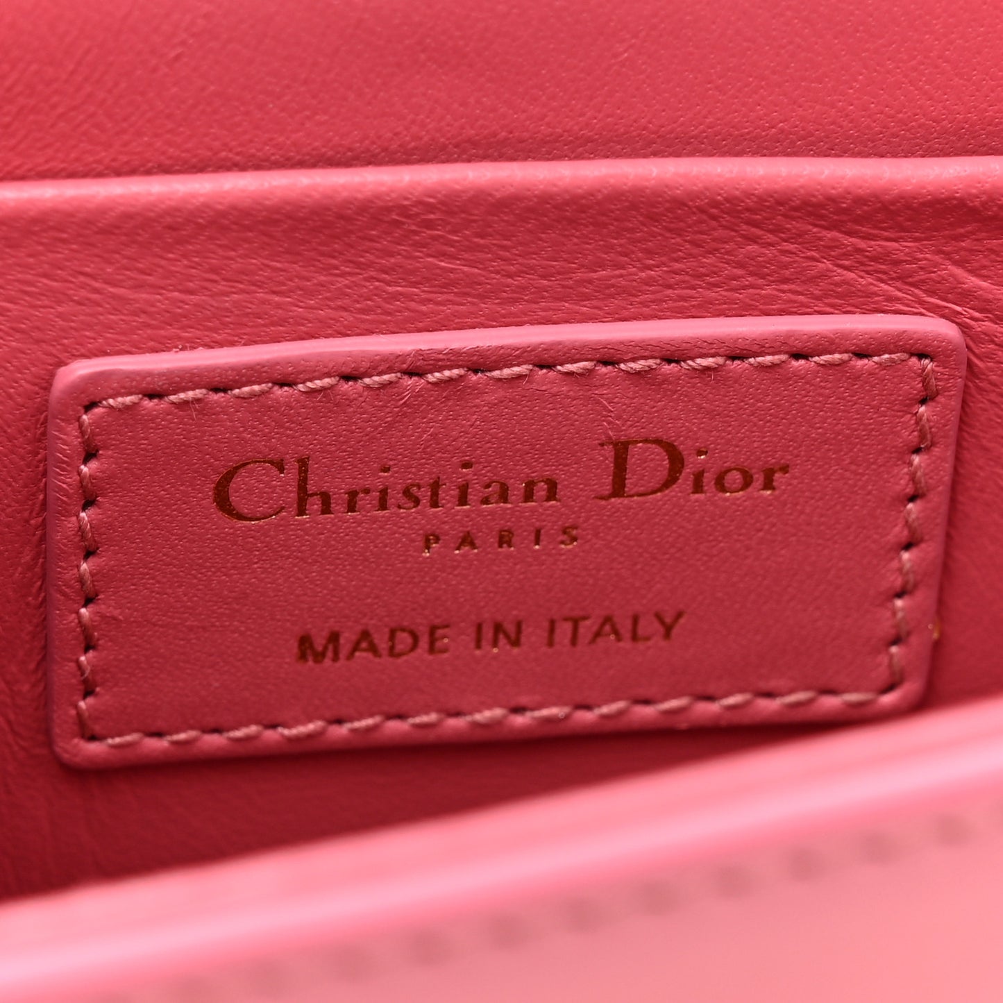 Smooth Calfskin 30 Montaigne Box Bag Pink
