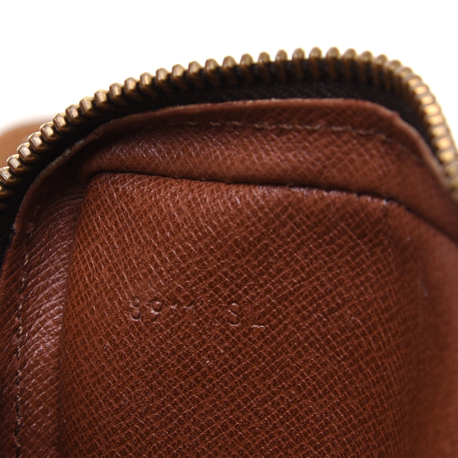 Louis Vuitton Monogram Danube 15 9 of 20