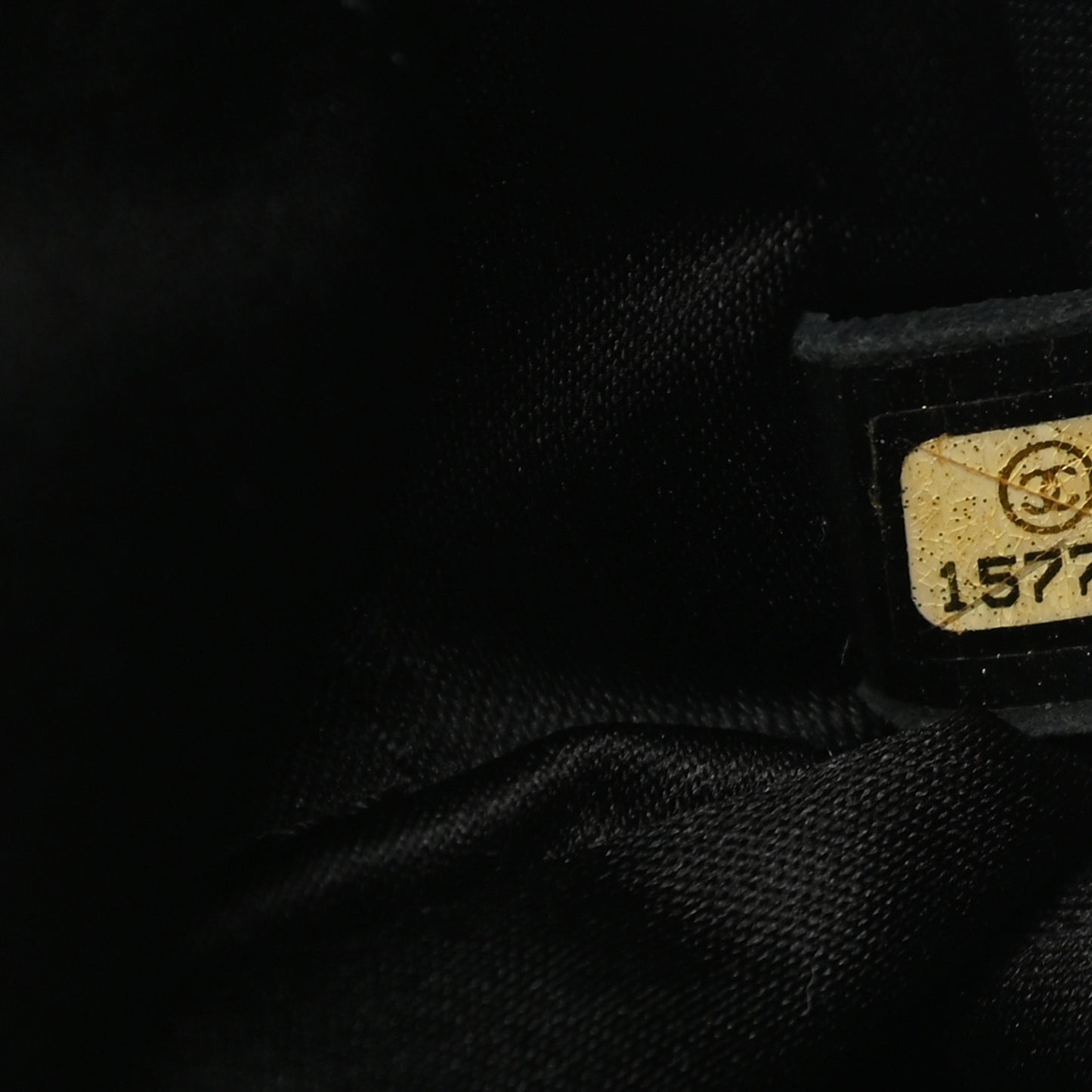 Caviar Quilted Petit Timeless Tote PTT Black