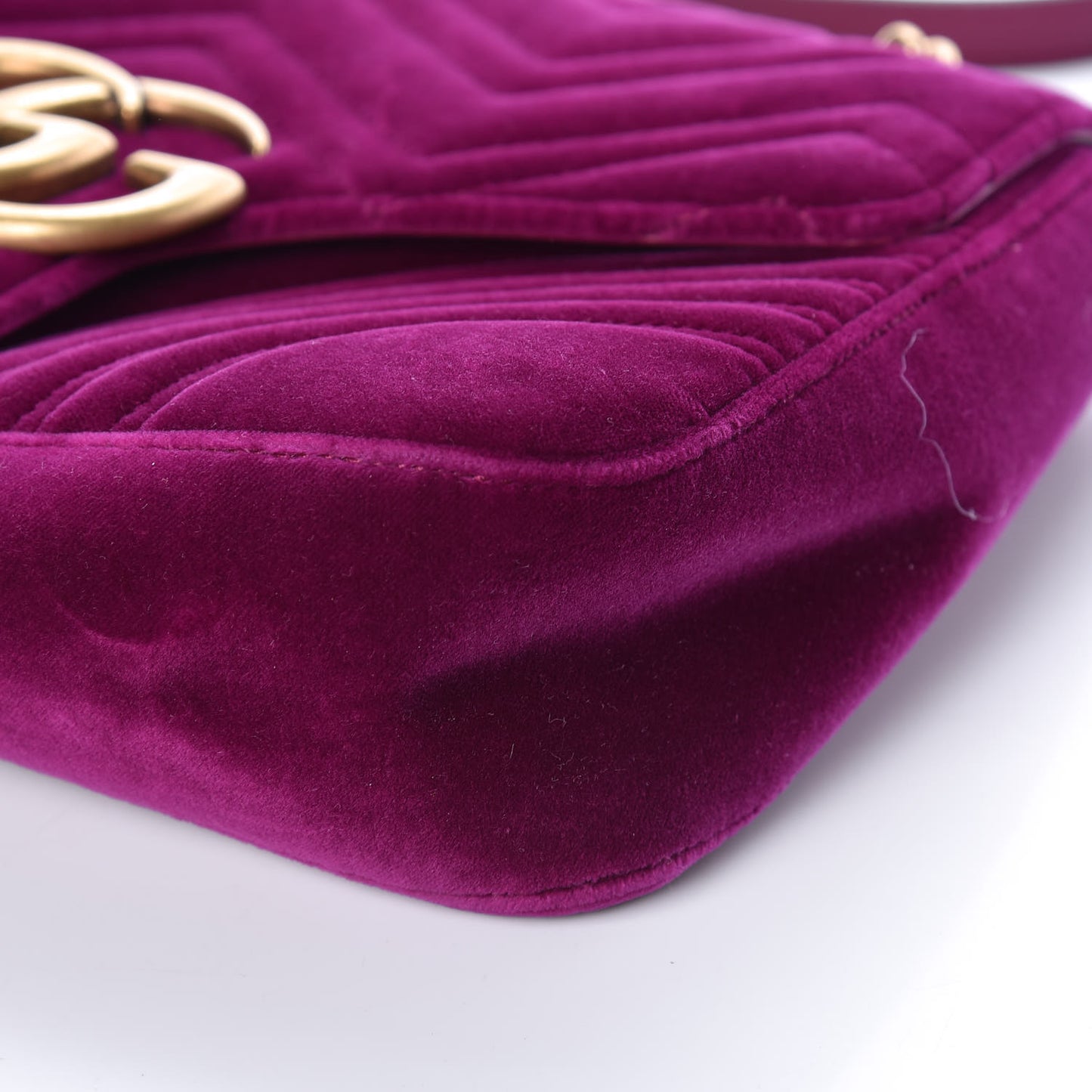 Velvet Matelasse Medium GG Marmont Shoulder Bag Fuchsia Violet Cyclamen