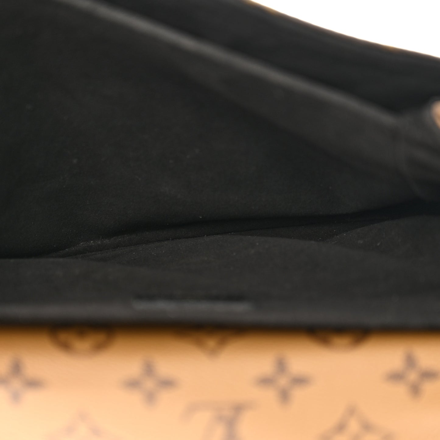 Reverse Monogram Pochette Metis