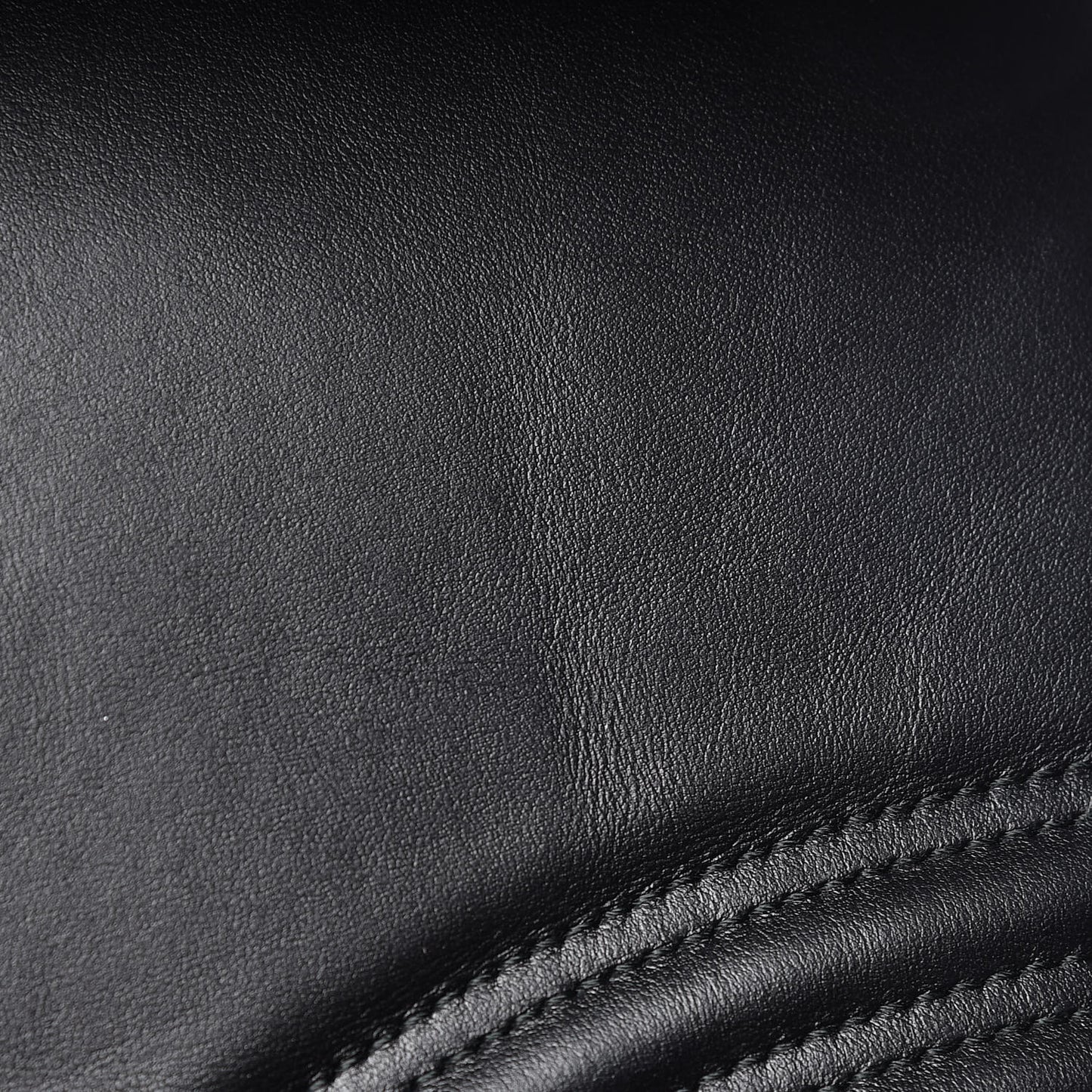 Calfskin Matelasse Large GG Marmont Shoulder Bag Black