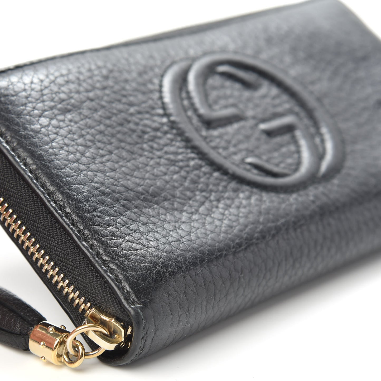 Pebbled Calfskin Soho Zip Around Wallet Black