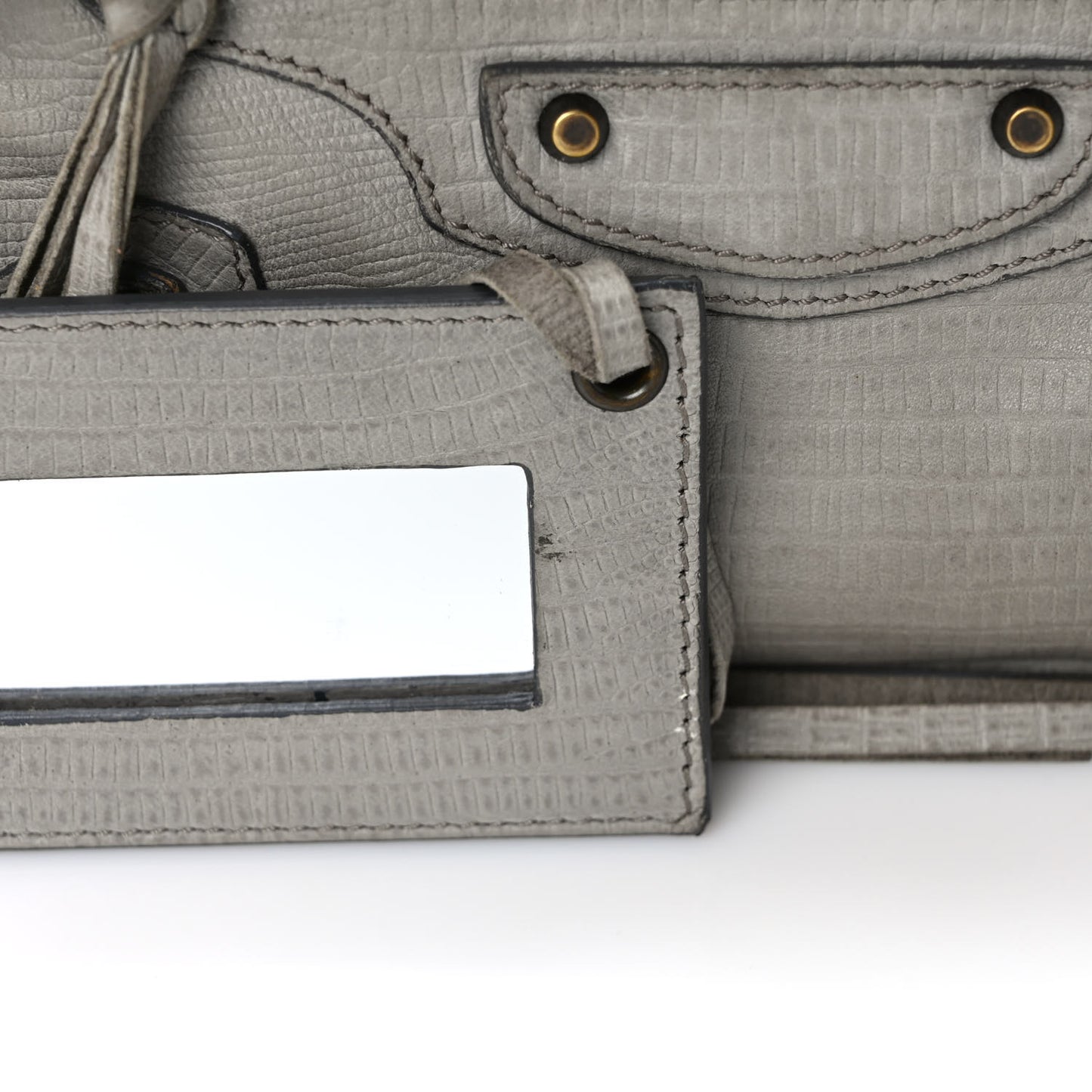 Agneau Lizard Embossed Classic Hardware Hip Gris Clair