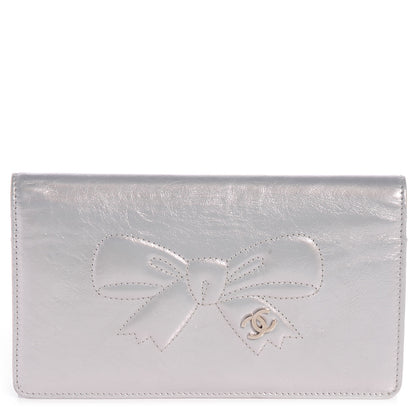 Chanel Leather CC Bow Wallet Metallic Silver 1 of 8
