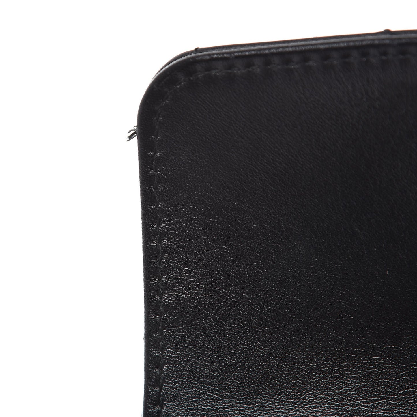 Calfskin Matelasse Medium GG Marmont Shoulder Bag Black