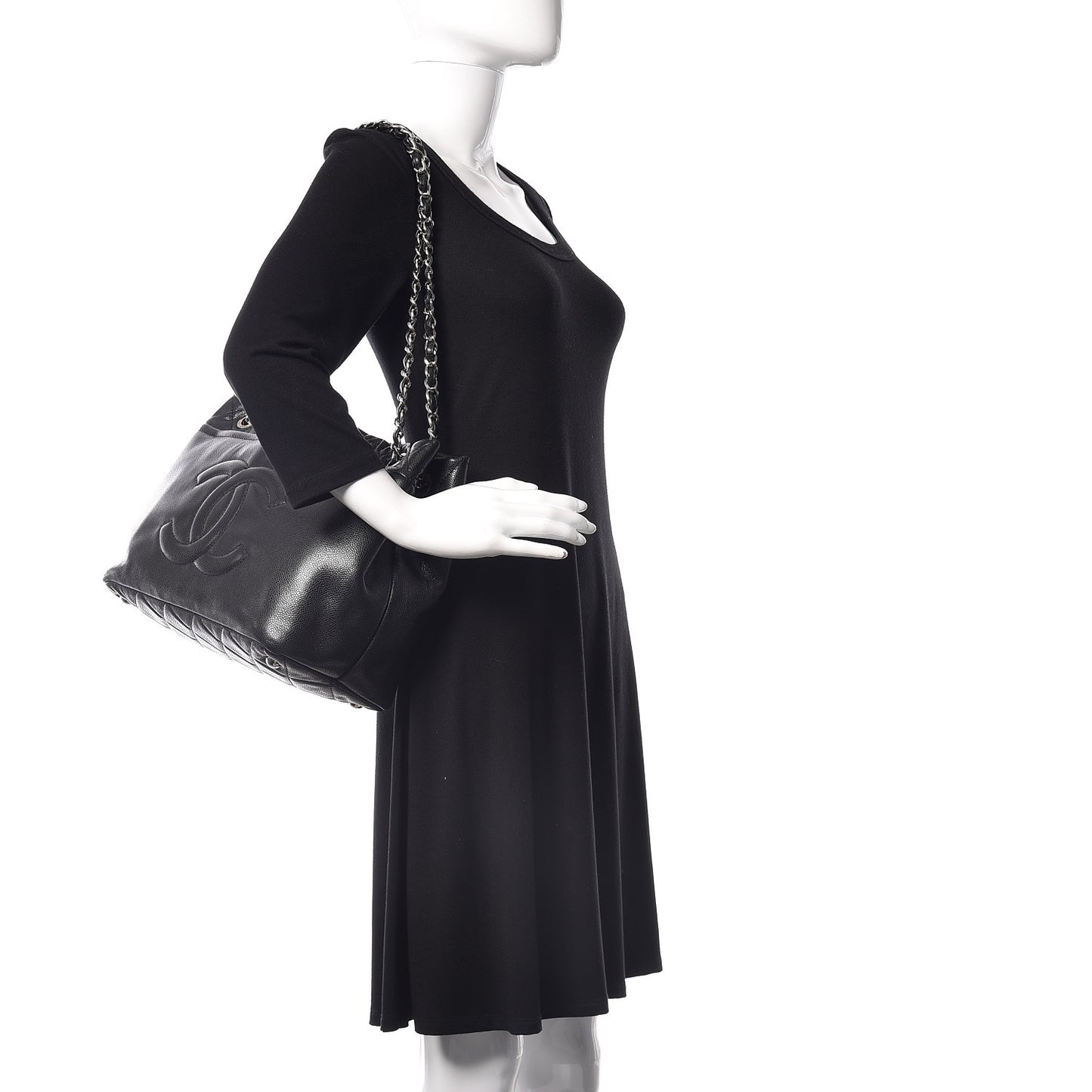 Caviar Timeless CC Soft Tote Black