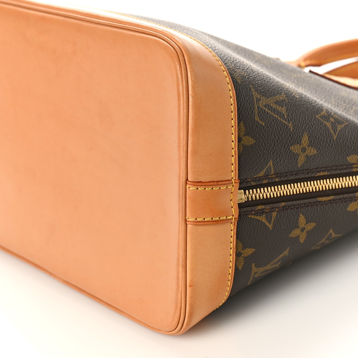 Louis Vuitton Monogram Alma PM 8 of 9