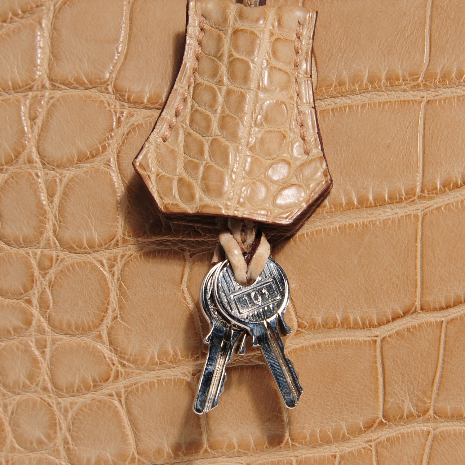 Hermes Matte Alligator Birkin 35 Poussiere 10 of 29