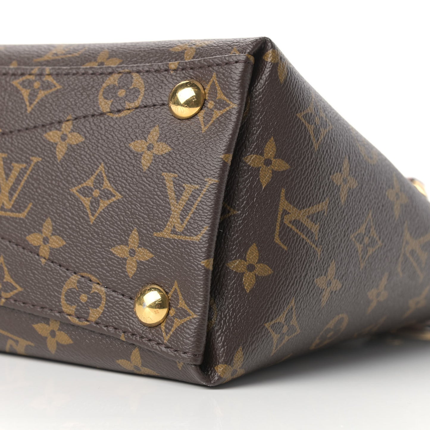 Monogram V Tote MM Black