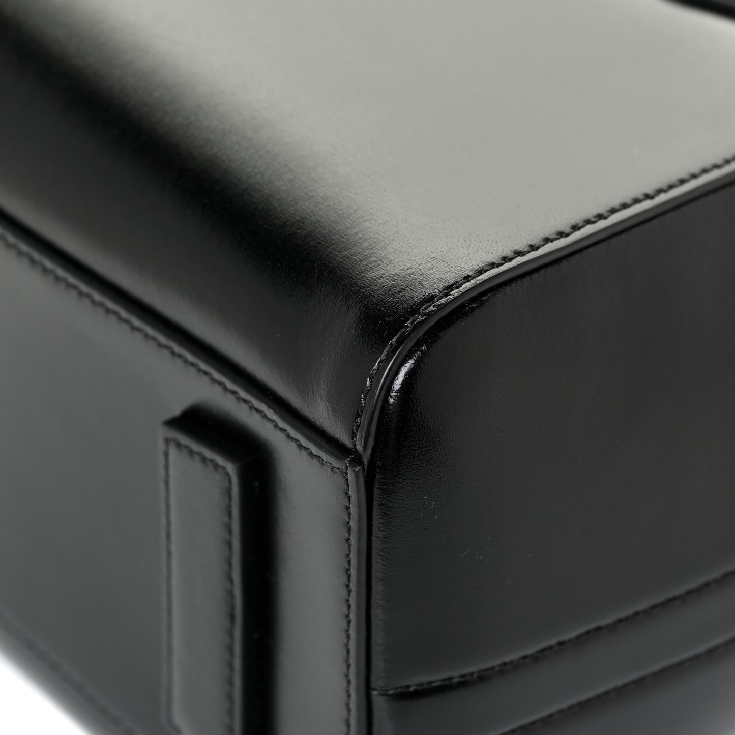 Shiny Lord Calfskin Small Antigona Black