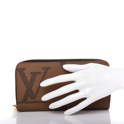 Louis Vuitton Reverse Monogram Giant Zippy Wallet 2 of 7