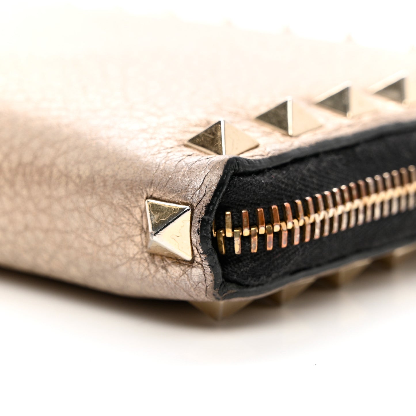 Metallic Pebbled Calfskin Rockstud Zip Around Wallet Skin