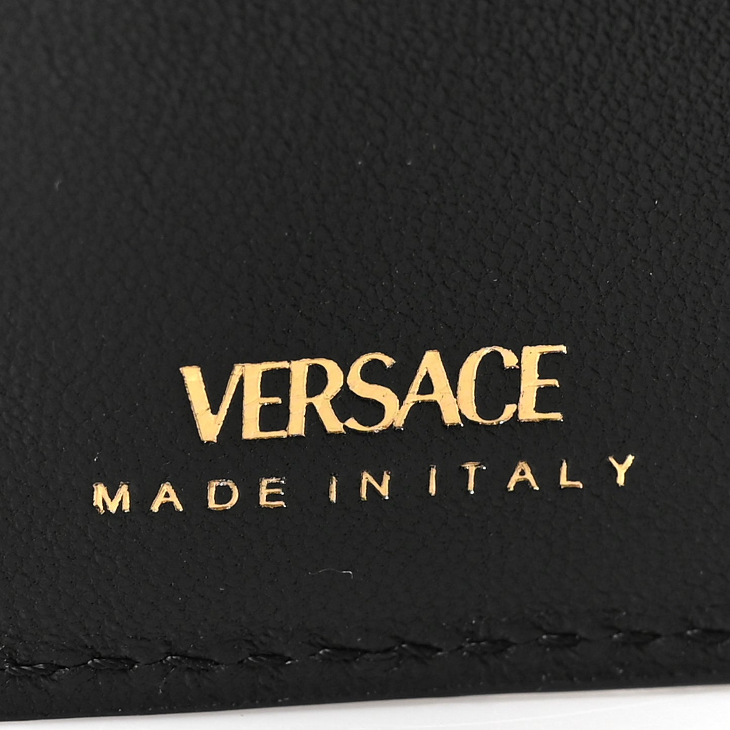 Calfskin Quilted Medusa Zip Card Holder Wallet Black