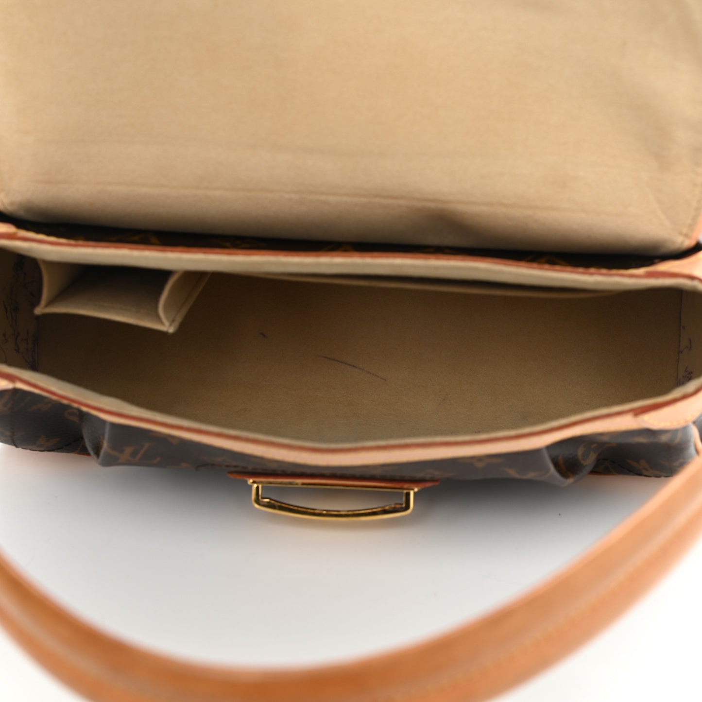 Monogram Beverly MM