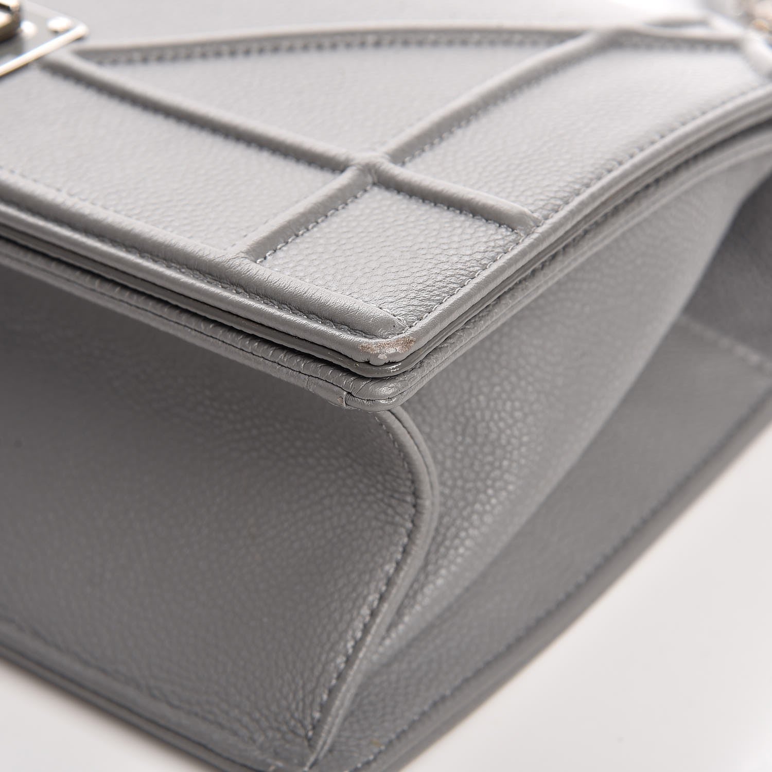 Christian Dior Grained Calfskin Medium Diorama Flap Bag Gris 9 of 11