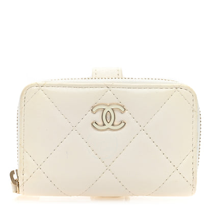 Chanel Shiny Lambskin Coin Purse Bracelet White 1 of 9