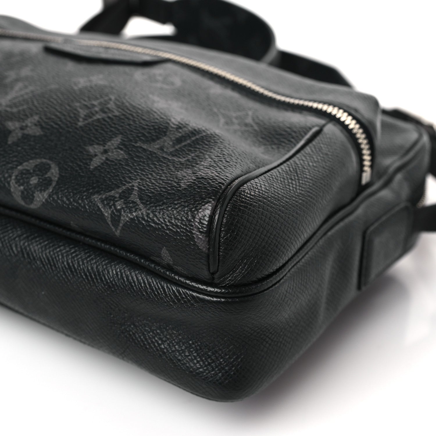 Louis Vuitton Taiga Monogram Eclipse Outdoor Messenger Black 8 of 8