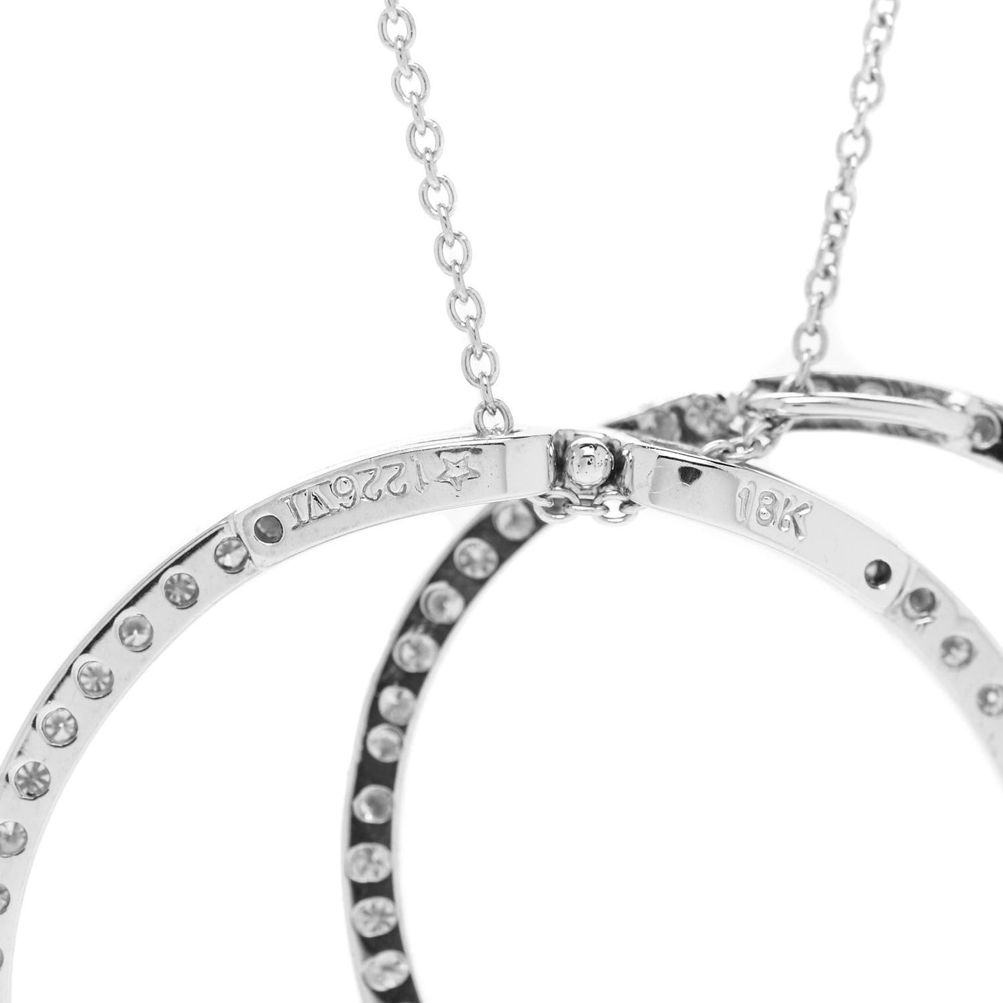 18K White Gold Diamond Interlocking Circles Necklace