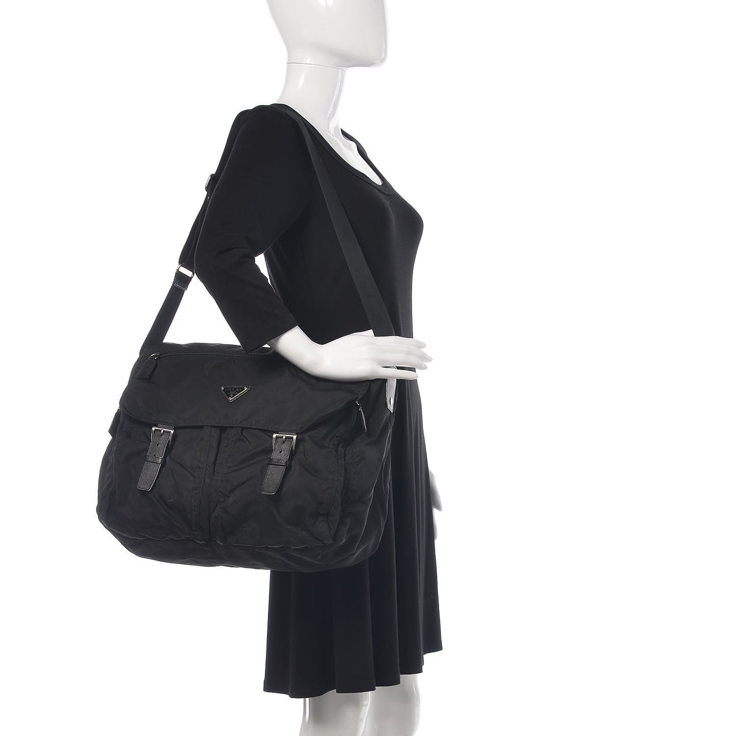 Nylon Vela Messenger Bag Black