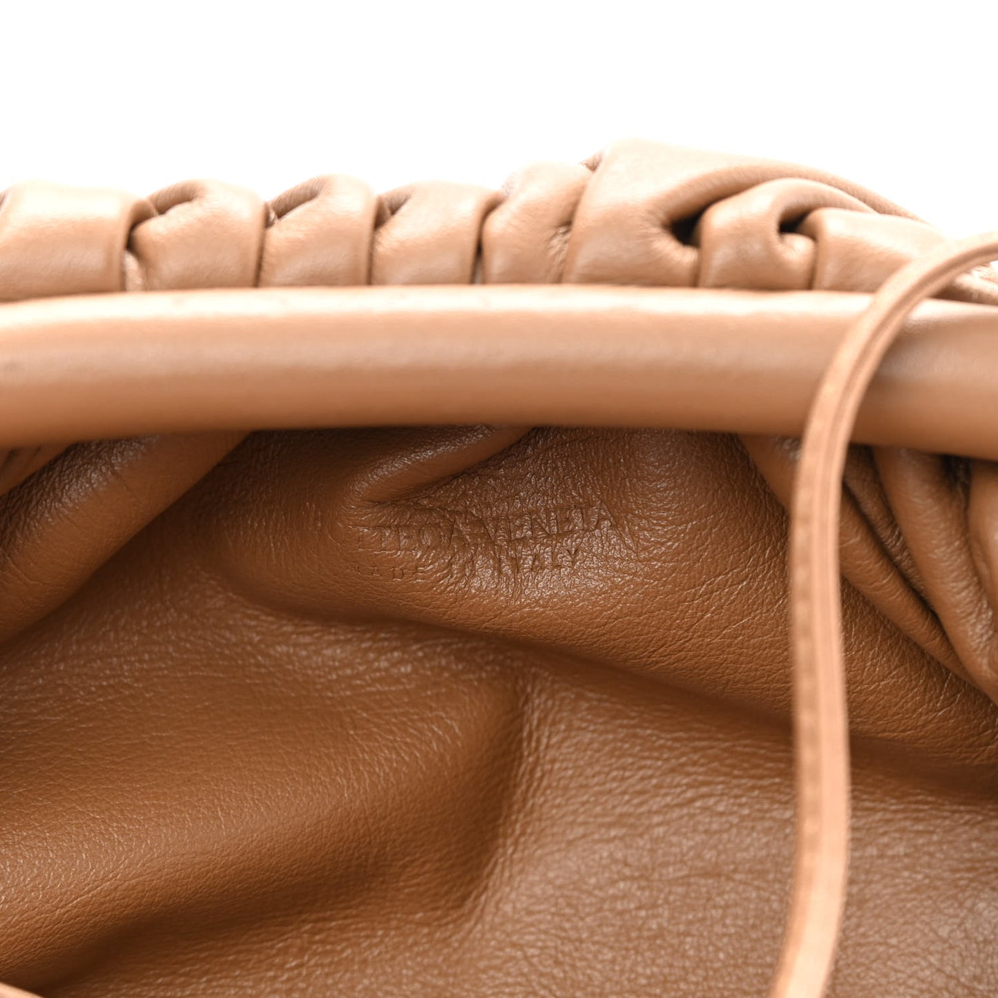Butter Calfskin The Mini Pouch Cammello