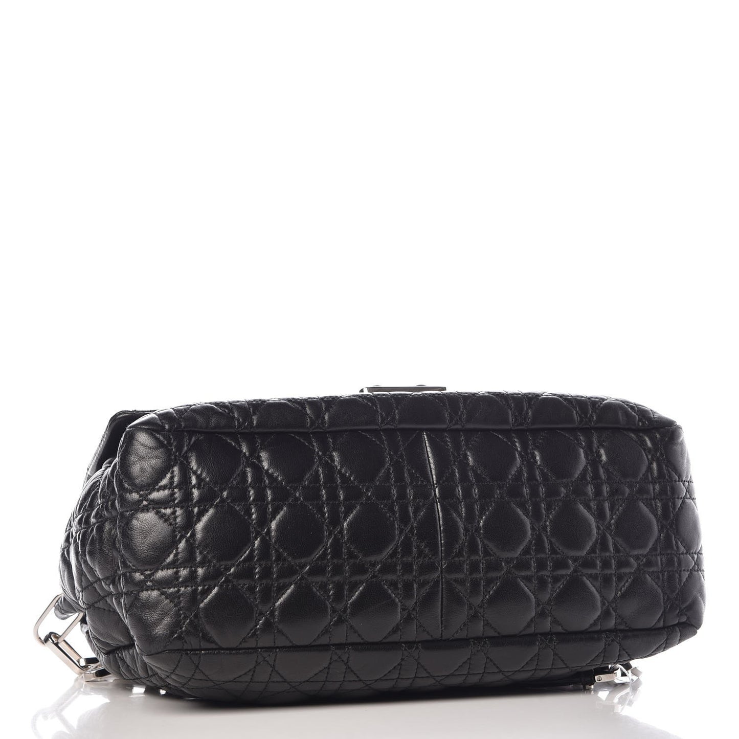 Lambskin Cannage Large New Lock Flap Black