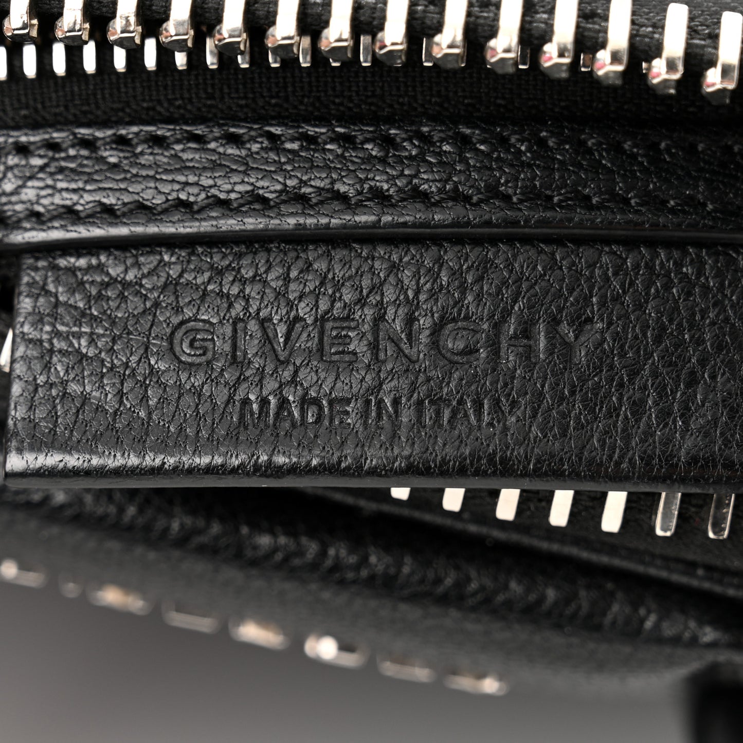 Sugar Goatskin Small Antigona Black