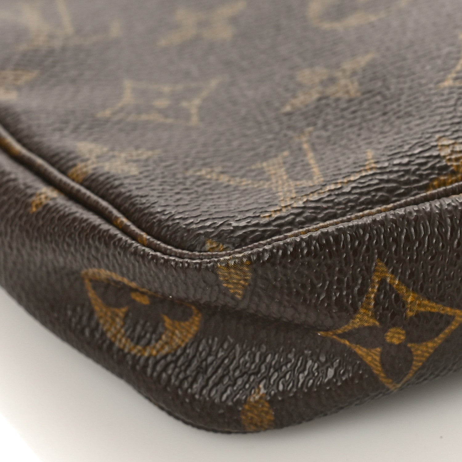 Louis Vuitton Monogram Pochette Accessories 8 of 10