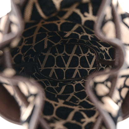 Valentino Garavani Toile Iconographe Nappa Mini Vlogo Signature Bucket Bag Naturale Black Fondant 5 of 9