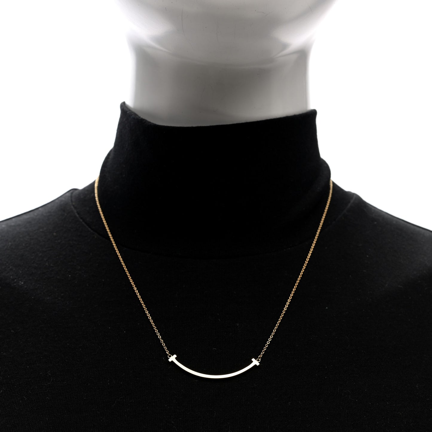 18K Yellow Gold Small T Smile Pendant Necklace