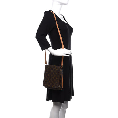 Louis Vuitton Monogram Musette Salsa Long Strap 2 of 9