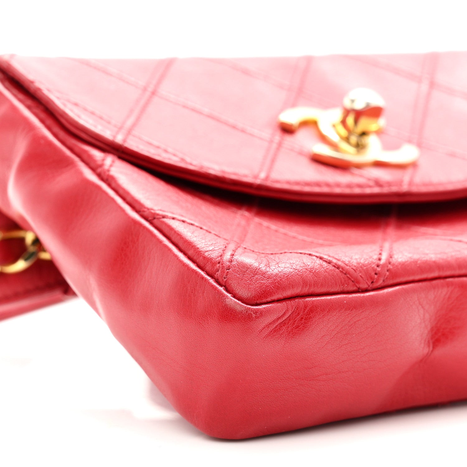Chanel Lambskin Diamond Stitched Waist Chain Belt Flap Bag 75 30  Red 9 of 10