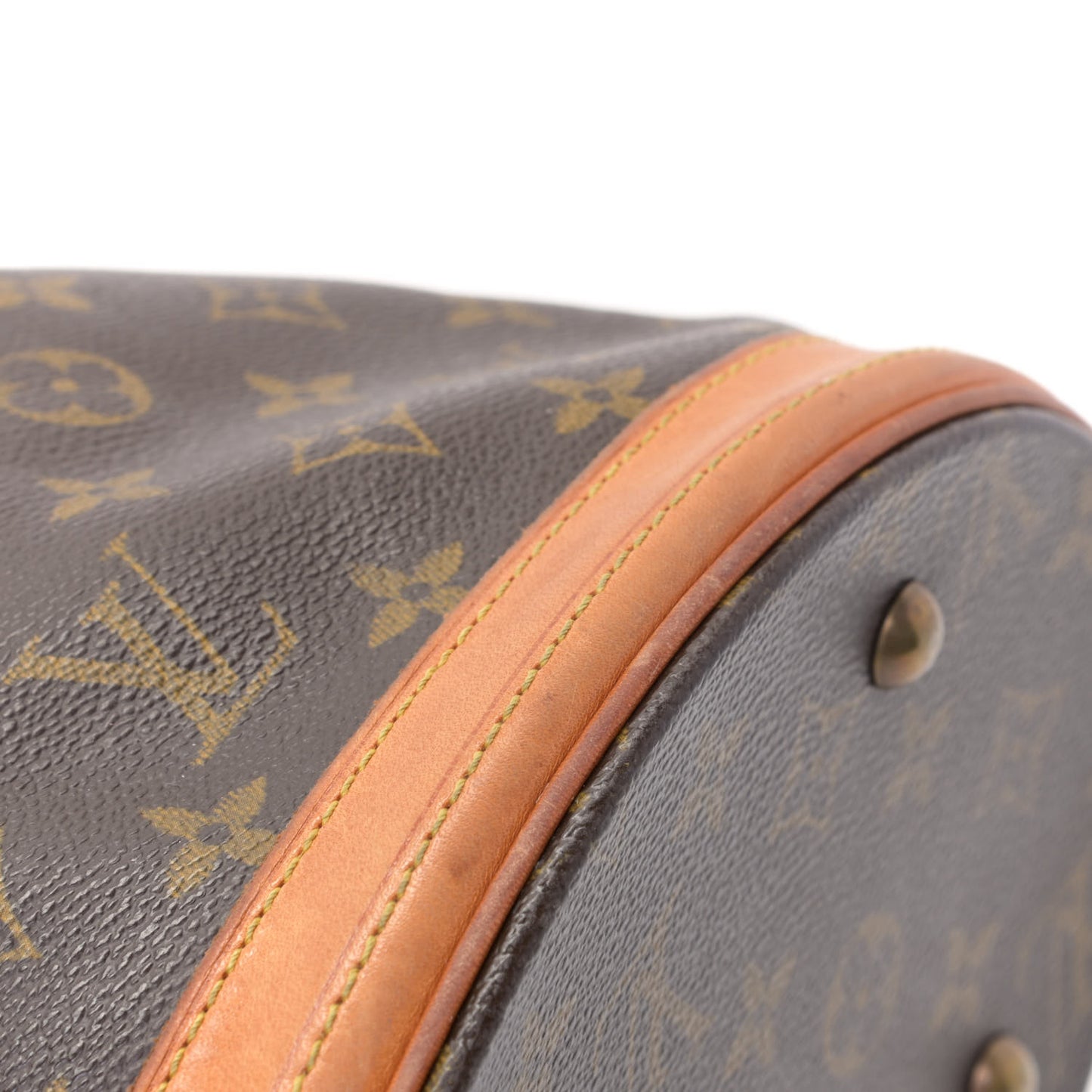 Monogram Petit Bucket 23