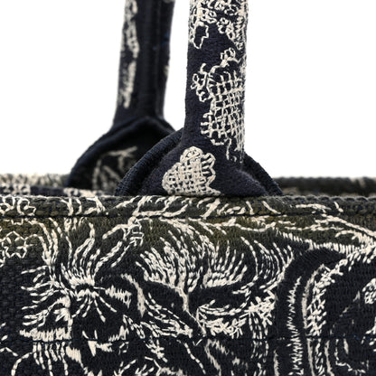 Christian Dior Canvas Embroidered Small Dioriviera Toile De Jouy Book Tote Blue 11 of 12