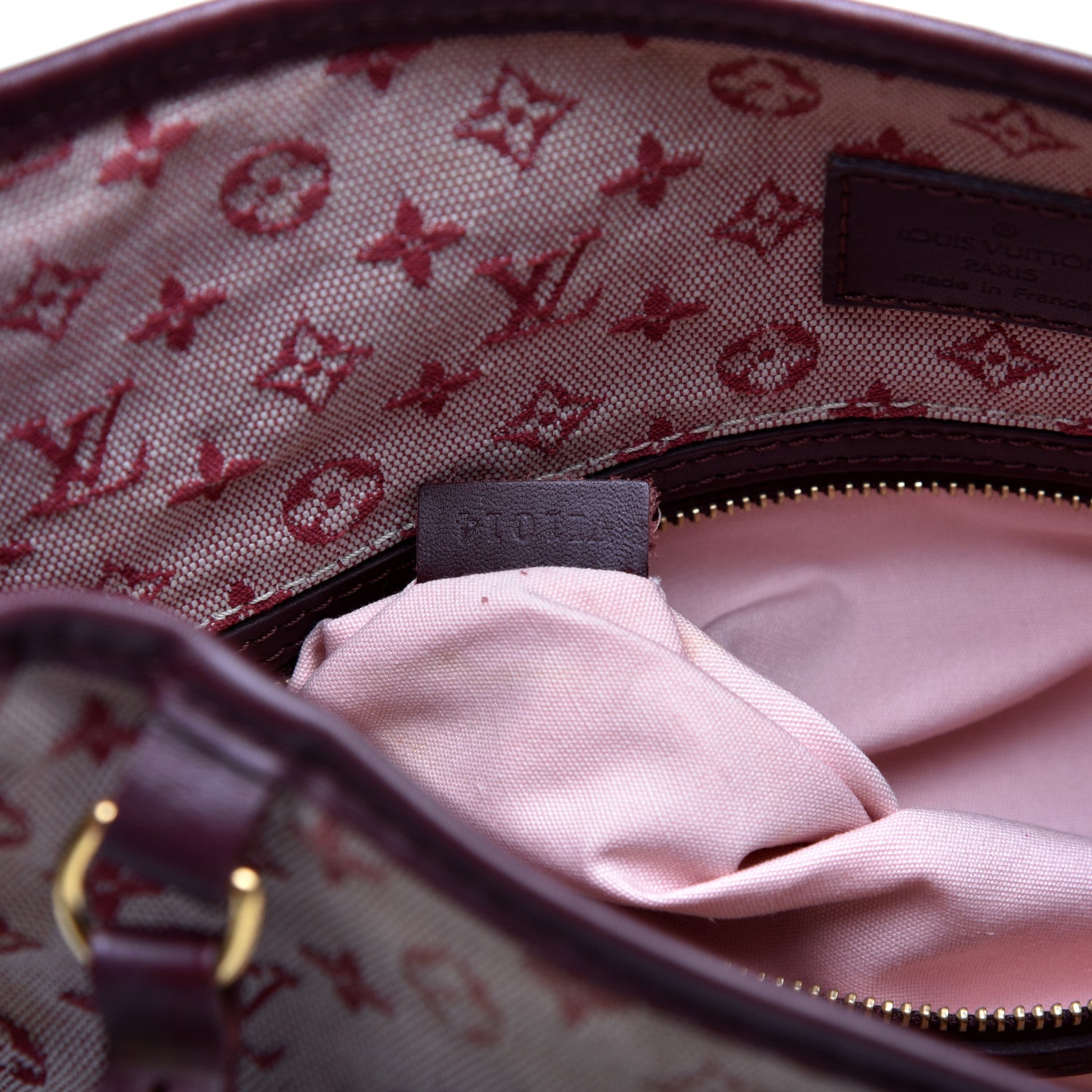 Louis Vuitton Mini Monogram Besace Mary Kate Cherry 9 of 11