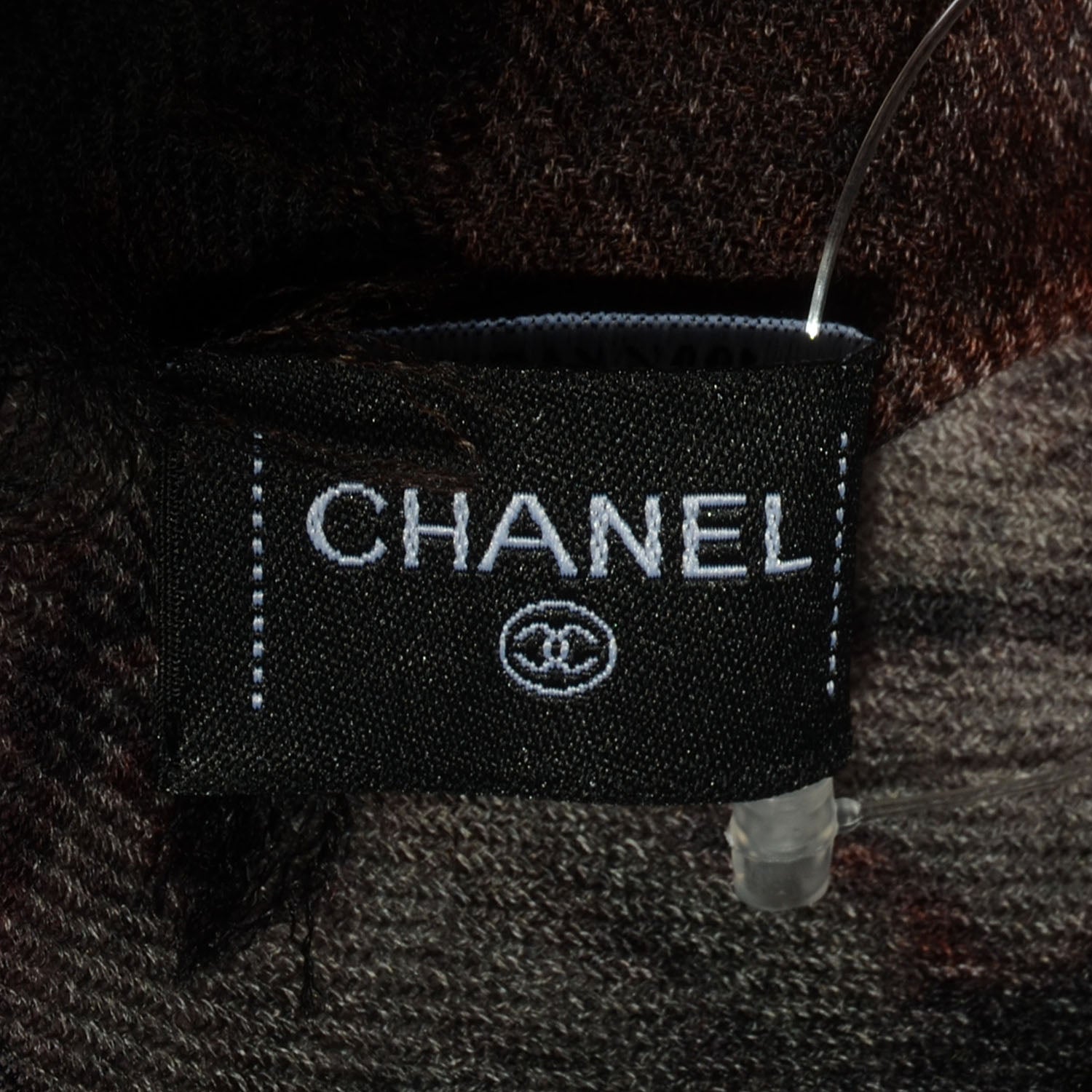 Chanel Cashmere CC Street Art Stole Red Black 6 of 6