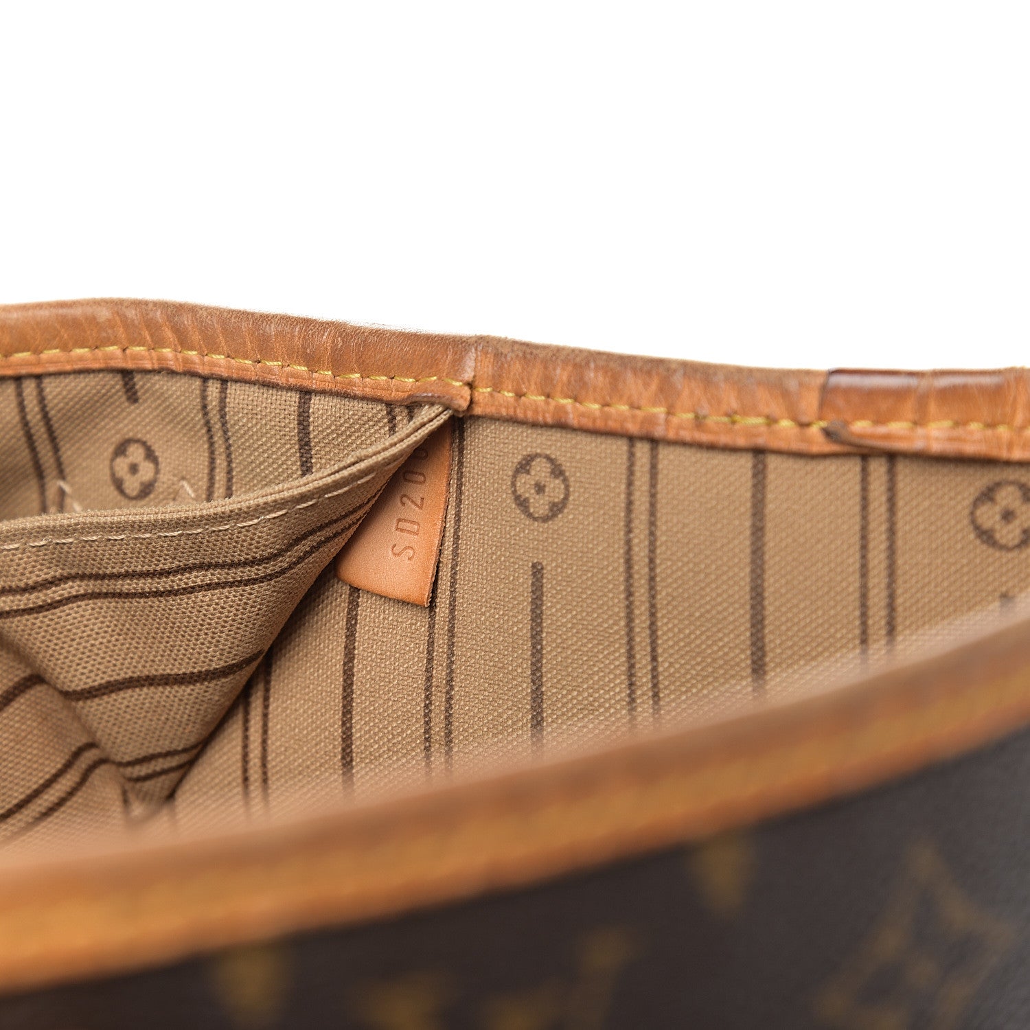 Louis Vuitton Monogram Neverfull MM 6 of 21