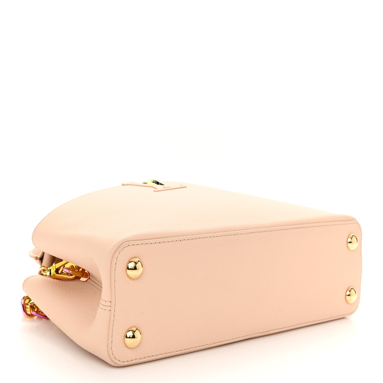 Louis Vuitton Taurillon Capucines East West MM Scarabeo Iridescent Macchiato 4 of 10
