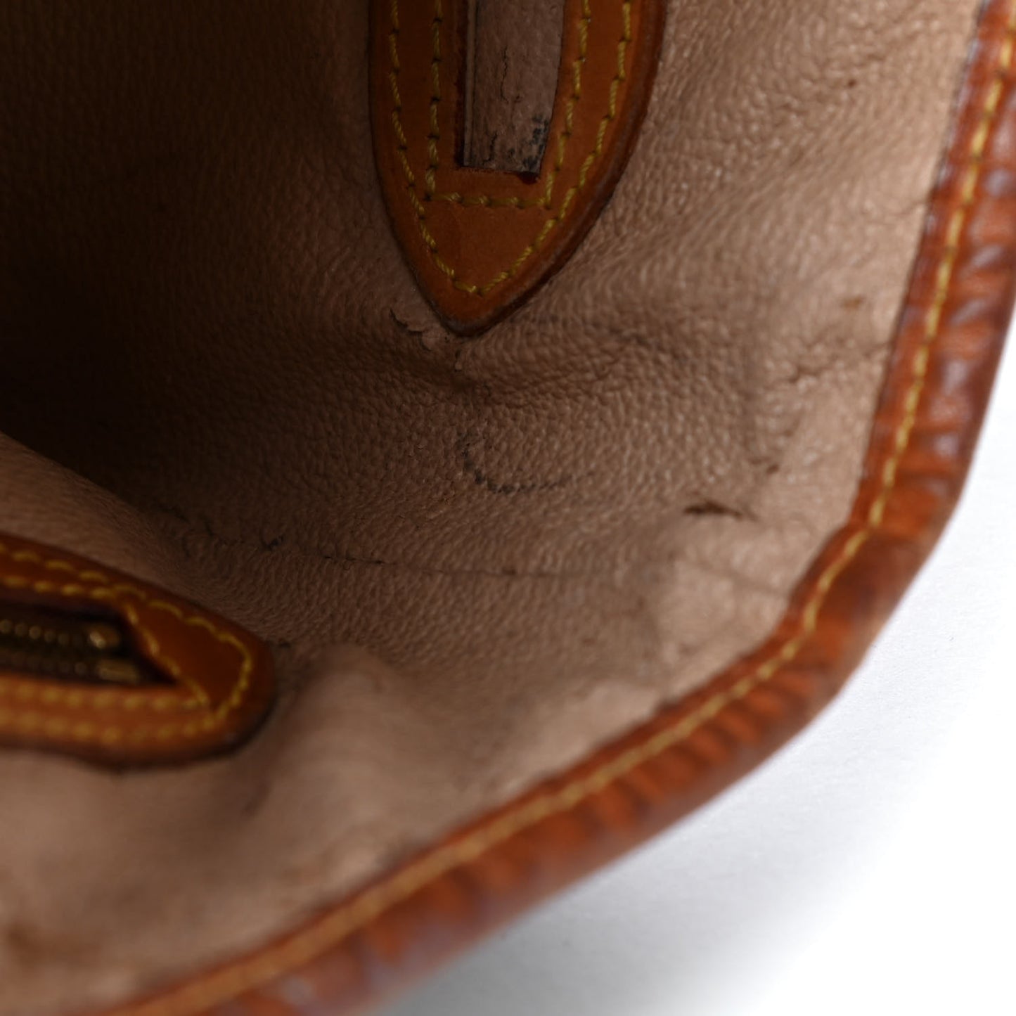 Monogram Petit Bucket 23